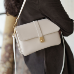 Le Dalia Ivory Liégé